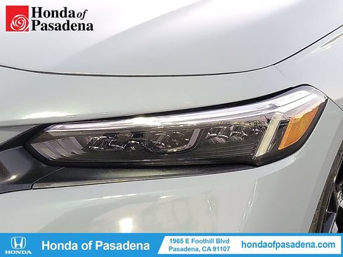Used 2023 Honda Civic Sport image 28