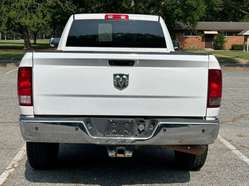 Used 2017 RAM 2500 Tradesman w/ Chrome Appearance Group RWD image 4