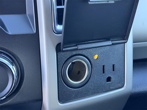 Used 2017 Ford F350 Lariat image 20