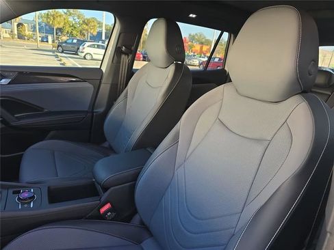 New 2026 Volkswagen Tiguan SE R-Line image 15