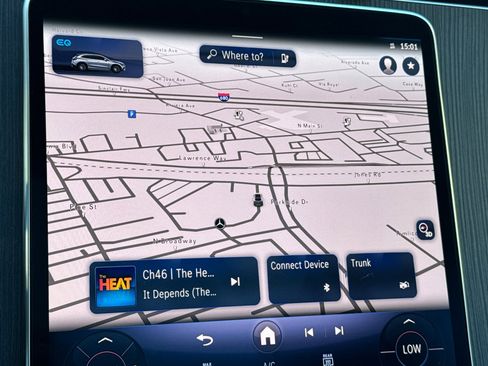 New 2026 Mercedes-Benz EQE 320 4MATIC SUV image 23