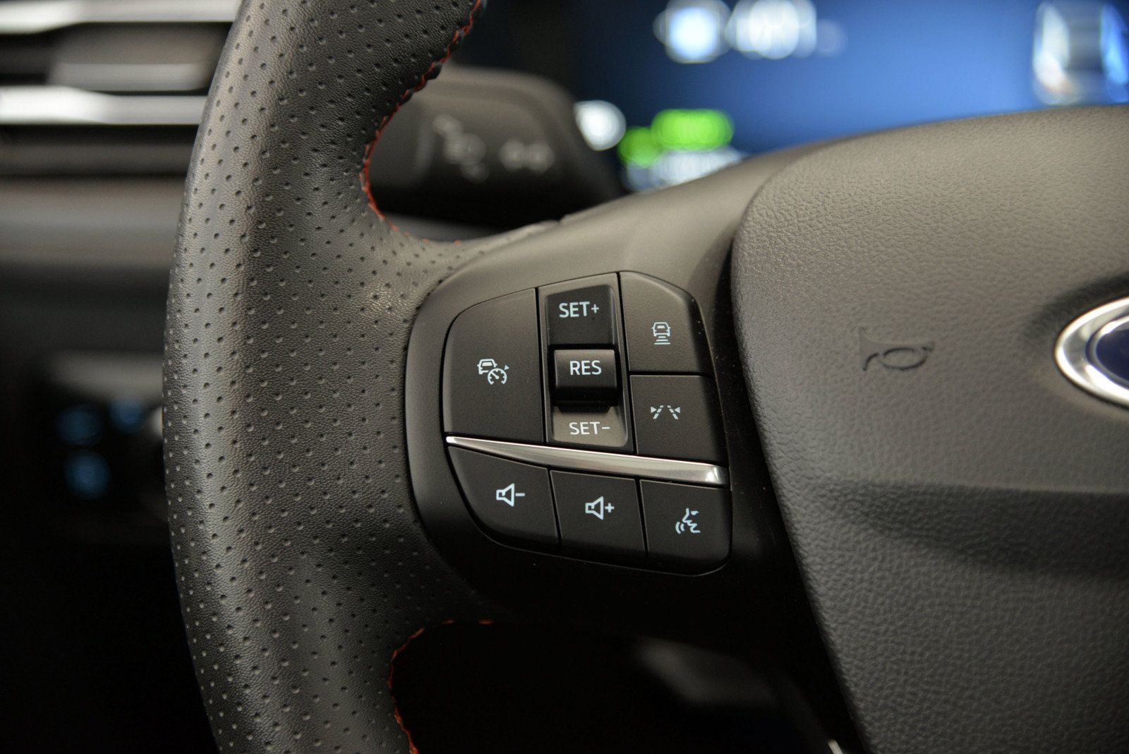 Used 2023 Ford Escape ST-Line Elite w/ Premium Technology Package AWD/4WD image 15