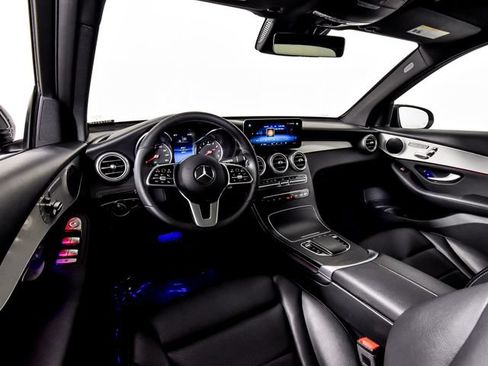 Certified 2022 Mercedes-Benz GLC 300 image 22