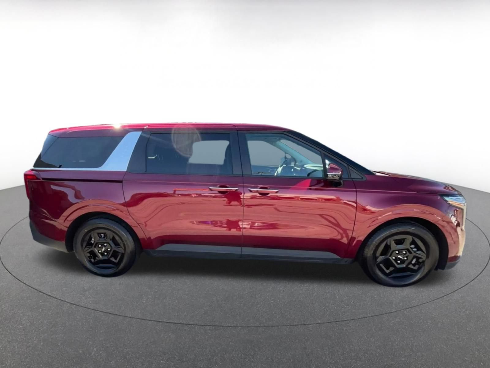 Used 2026 Kia Carnival FWD image 15