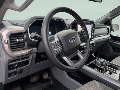 Used 2023 Ford F150 Lightning XLT AWD/4WD image 15