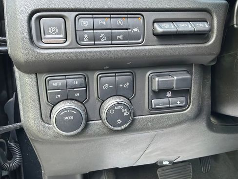 Used 2023 Chevrolet Tahoe High Country w/ Advanced Technology Package AWD/4WD image 19