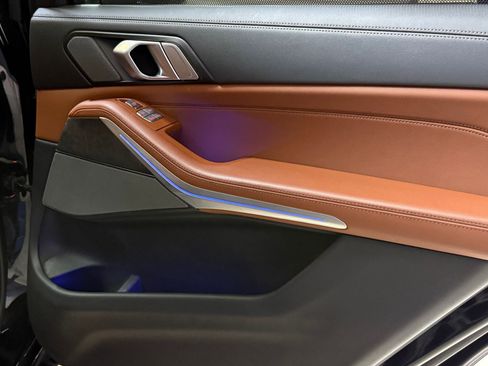 Used 2024 BMW X7 xDrive40i image 57