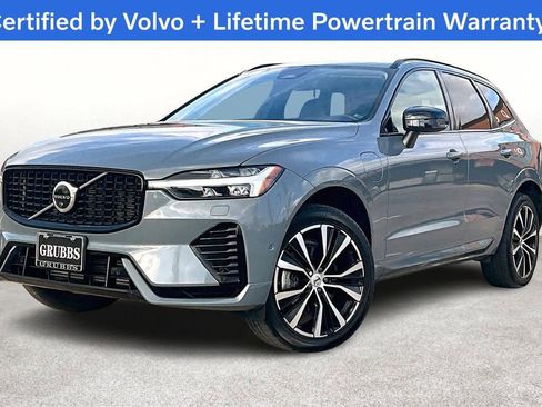 Used 2023 Volvo XC60 T8 Plus image 14