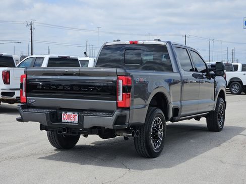 Used 2025 Ford F250 Platinum AWD/4WD image 5