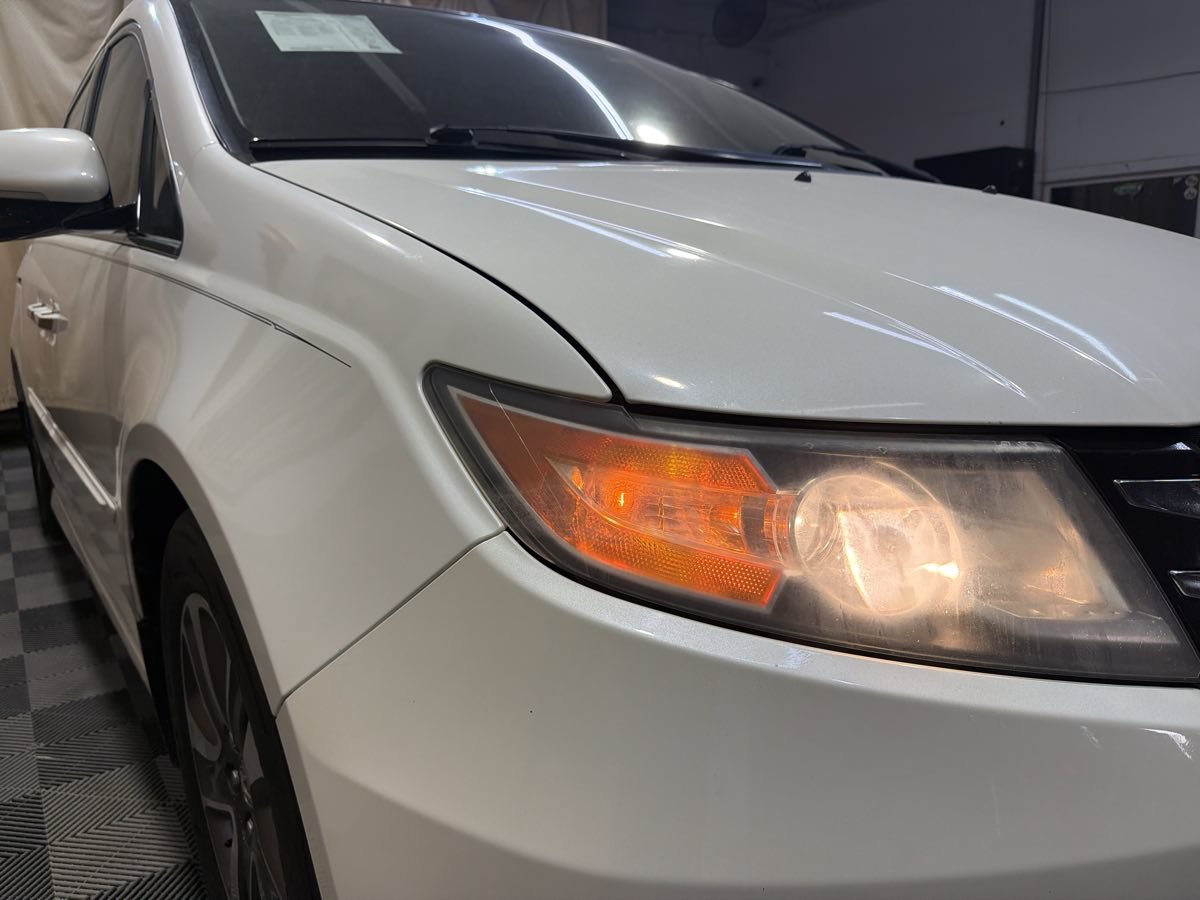 Used 2015 Honda Odyssey Touring Elite image 7