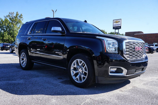 Used 2018 GMC Yukon Denali w/ Denali Ultimate Package RWD image 2