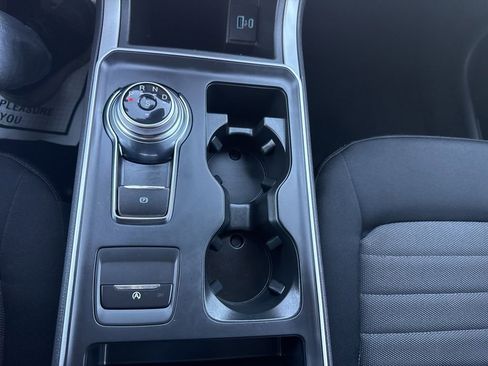 Certified 2022 Ford Edge SE w/ Cargo Accessory Package image 33