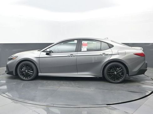 New 2026 Toyota Camry SE image 21