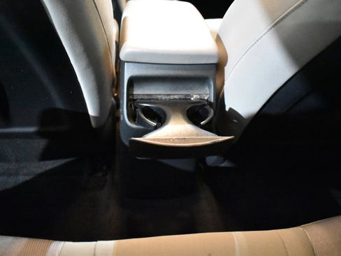 Used 2018 Hyundai Elantra SEL image 28