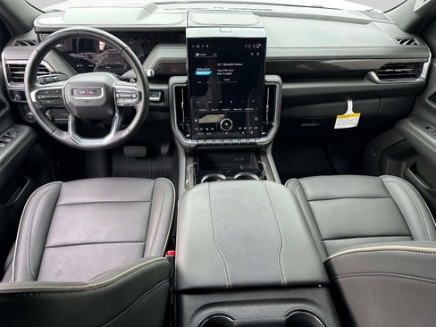Used 2025 GMC Yukon XL Elevation w/ Technology Package AWD/4WD image 15