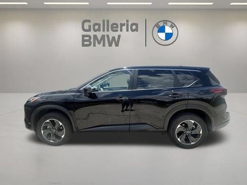 Used 2025 Nissan Rogue SV AWD/4WD image 27