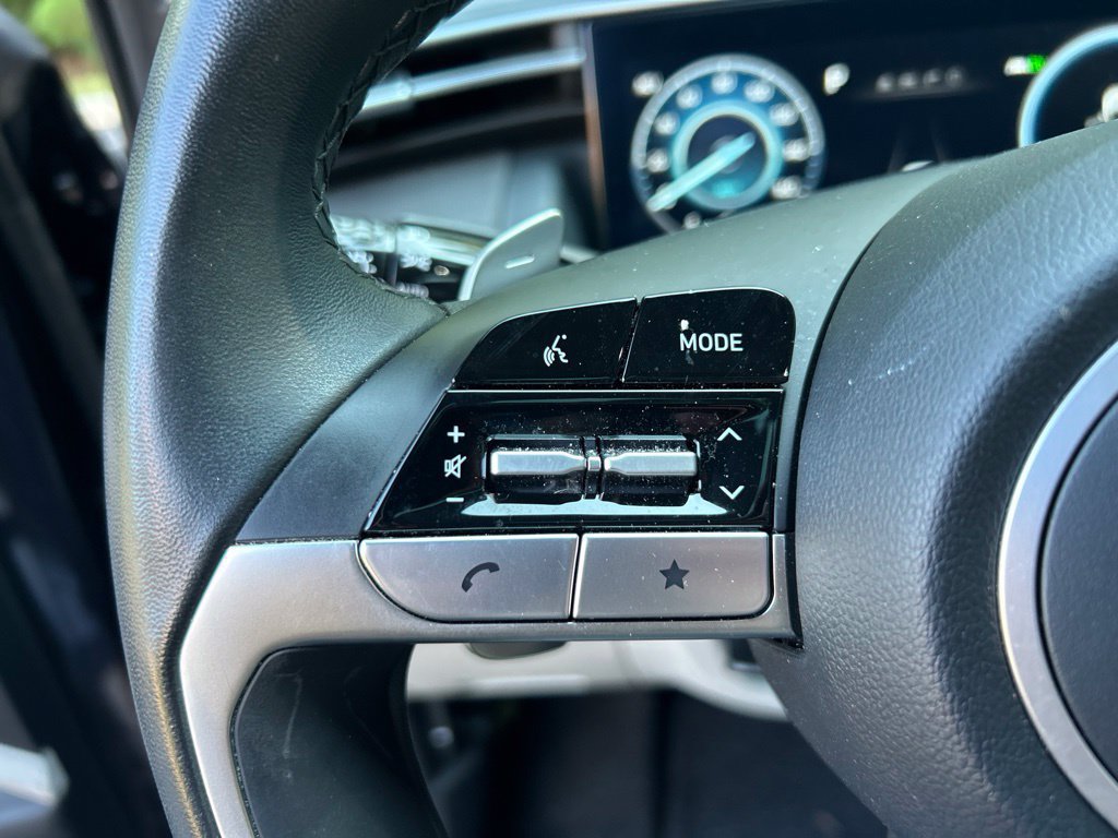 Used 2024 Hyundai Tucson Limited AWD/4WD image 8