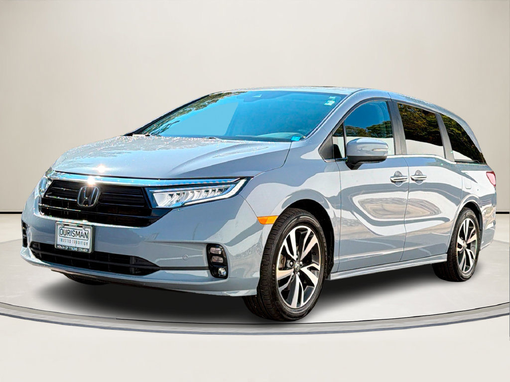 Used 2024 Honda Odyssey Touring image 2