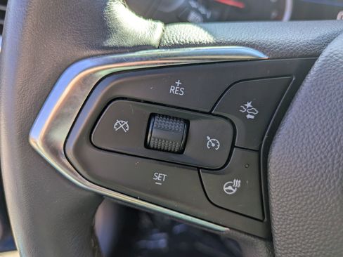 Used 2023 Chevrolet TrailBlazer ACTIV w/ Sun and Liftgate Package image 17