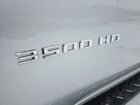 Used 2020 Chevrolet Silverado 3500 W/T w/ WT Convenience Package image 9