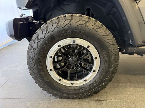 Used 2023 Jeep Wrangler Unlimited Sport image 10