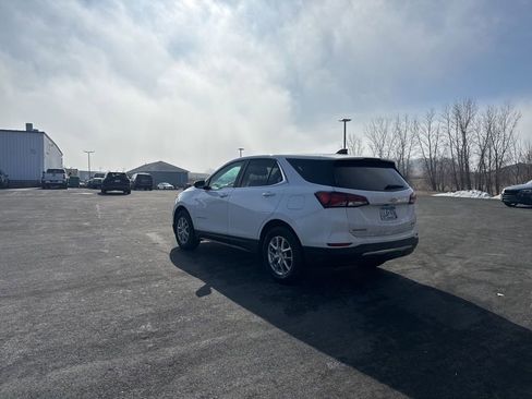 Used 2022 Chevrolet Equinox LT image 5