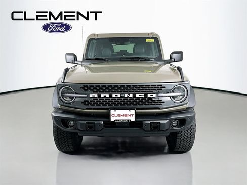 New 2026 Ford Bronco Badlands AWD/4WD image 2