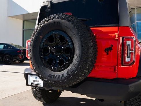 Used 2021 Ford Bronco Wildtrak image 15