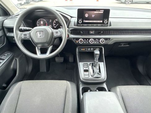 Used 2024 Honda CR-V EX image 2