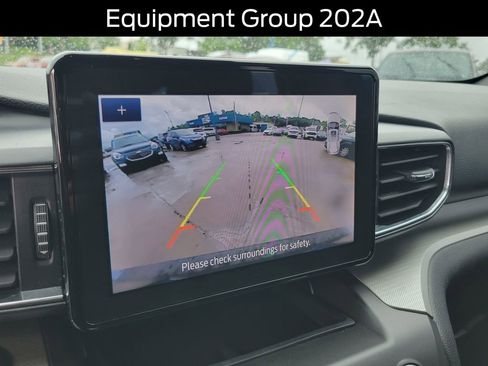 Certified 2020 Ford Explorer XLT w/ Equipment Group 202A RWD image 29