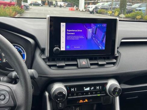 Certified 2025 Toyota RAV4 XLE image 20