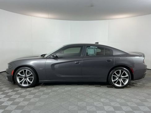 Used 2015 Dodge Charger R/T RWD image 8