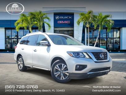 Used 2019 Nissan Pathfinder SL