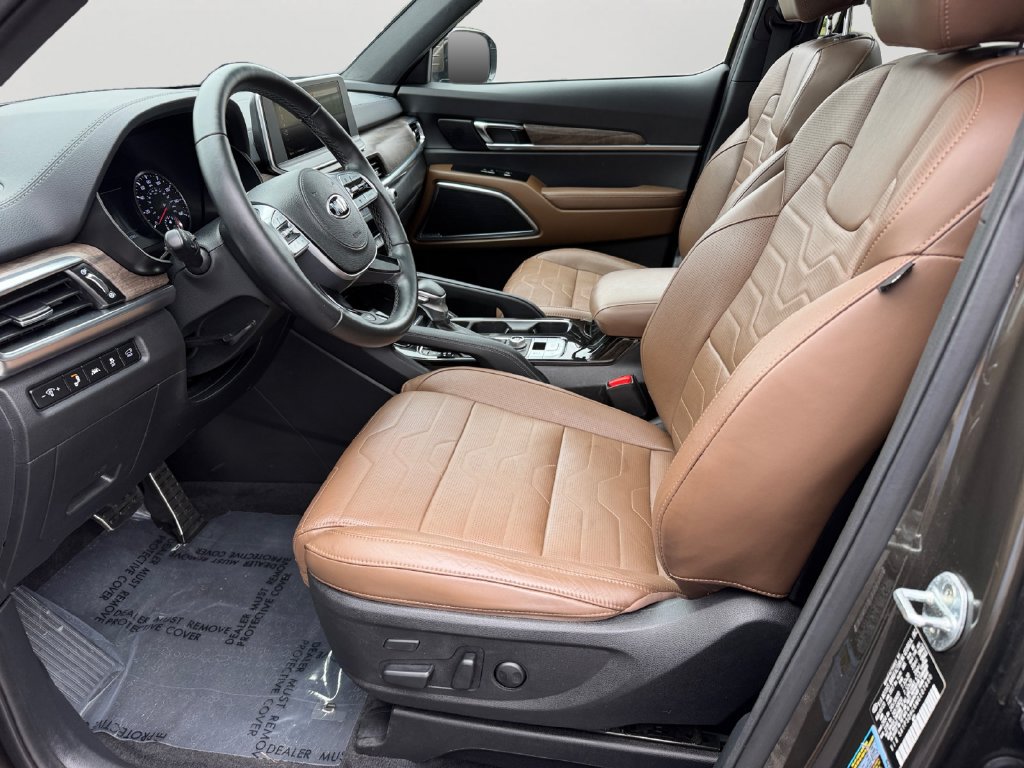 Used 2021 Kia Telluride SX w/ SX Prestige Package AWD/4WD image 17