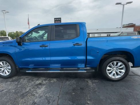 Certified 2022 Chevrolet Silverado 1500 Custom w/ LPO, Dark Essentials Package image 5