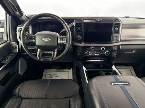 Used 2025 Ford F450 Platinum AWD/4WD image 22