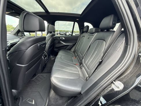 Used 2022 BMW X5 M50i AWD/4WD image 25