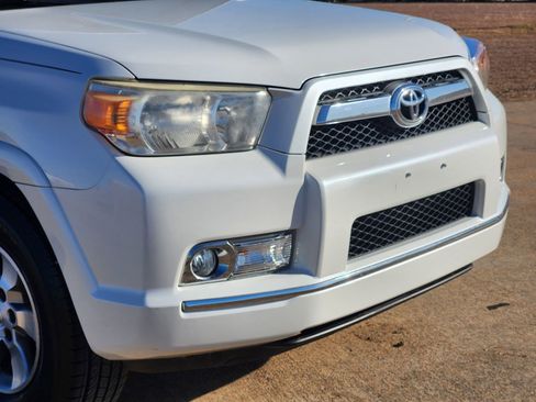 Used 2012 Toyota 4Runner SR5 image 12