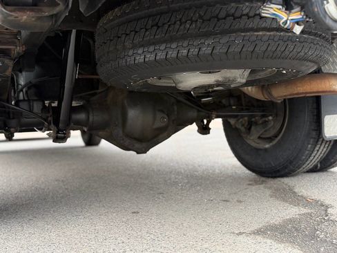 Used 2002 Chevrolet Silverado 3500 LS w/ Electrical Convenience Pkg image 50