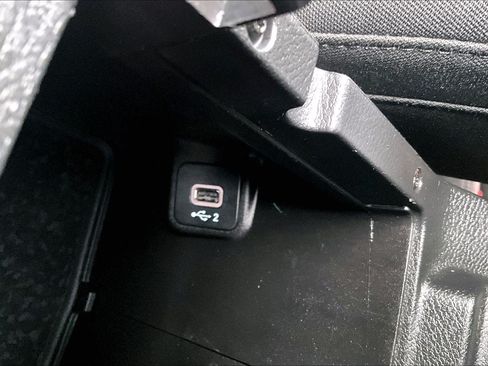 Used 2022 Jeep Wrangler Unlimited Sport AWD/4WD image 30