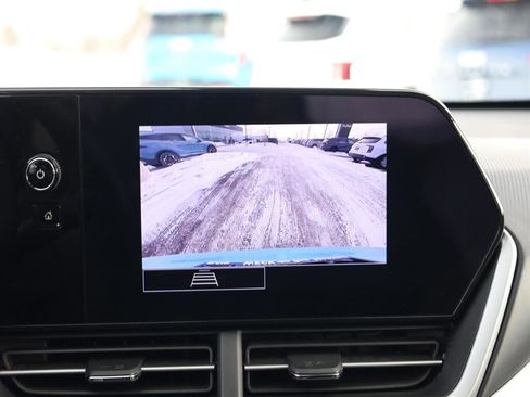 Used 2024 Chevrolet Trax RS w/ Driver Confidence Package image 14