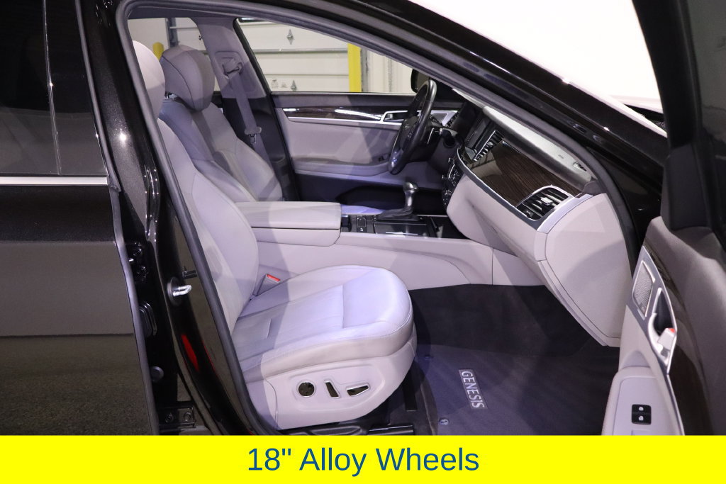 Used 2018 Genesis G80 3.8 w/ Option Group 02 RWD image 34
