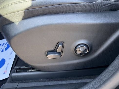 Used 2021 Jeep Cherokee Latitude Plus w/ Sun & Sound Group image 16