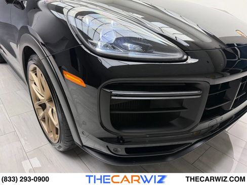 Used 2023 Porsche Cayenne Turbo GT image 34