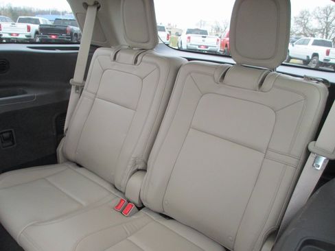 Used 2020 Lincoln Aviator Reserve w/ Equipment Group 202A image 20