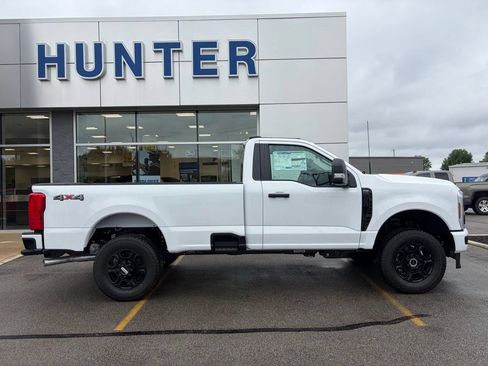New 2026 Ford F250 XL AWD/4WD image 30