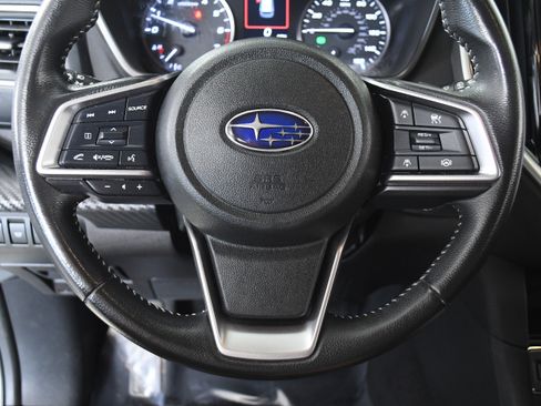 Used 2023 Subaru Ascent Premium w/ Convenience Package image 10