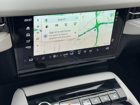 New 2026 Lincoln Navigator Premiere AWD/4WD image 21