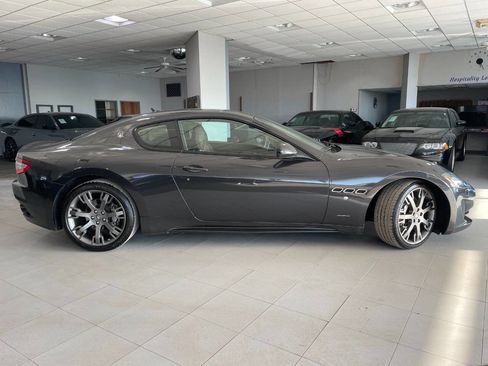 Used 2016 Maserati GranTurismo Sport image 8