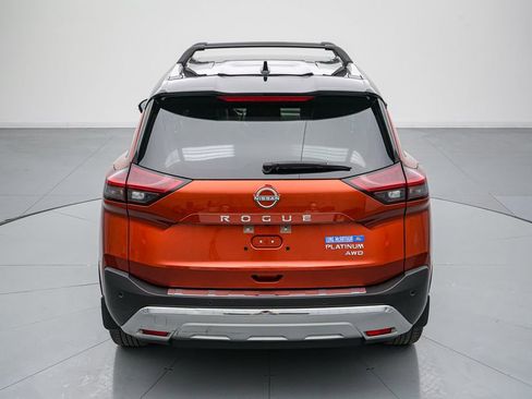 Used 2023 Nissan Rogue Platinum w/ Platinum Premium Package image 5